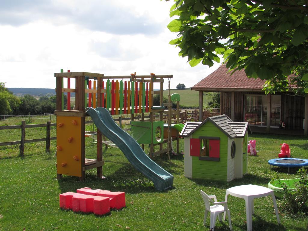 特洛特恩住宿加早餐旅馆 Martigny-le-Comte 外观 照片