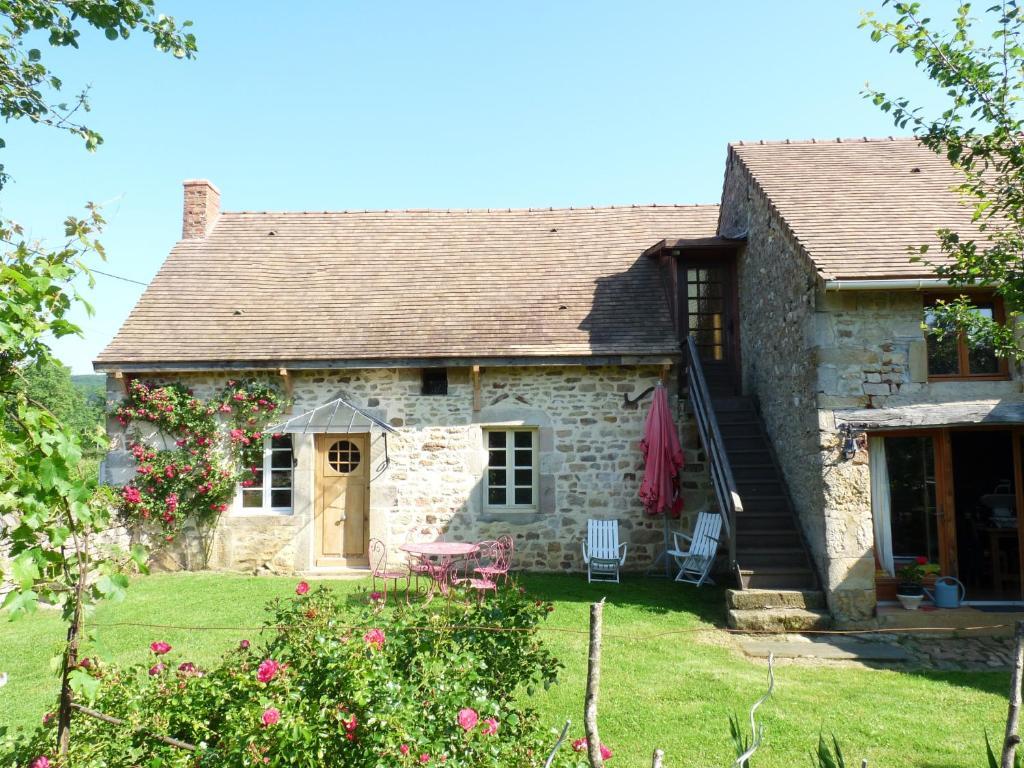 特洛特恩住宿加早餐旅馆 Martigny-le-Comte 外观 照片